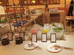 -东西风牛排馆周末烧烤自助(首都机场希尔顿店)
