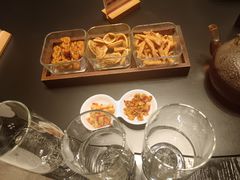 -忆江南·临江鱼馆