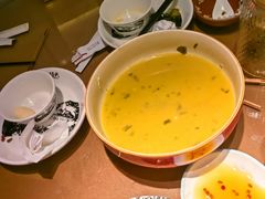 -东口码头·烧鸽子·鱼头泡饼·地方菜(金鹰悦城店)