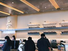 -星巴克臻选(上海合生汇1F店)