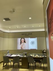 -周生生Chow Sang Sang(先天下店)