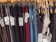 -lululemon(比斯特购物村店)