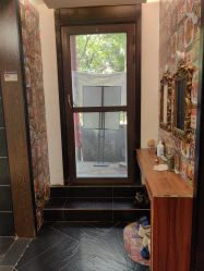 -威思丽高温瑜伽会馆