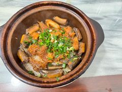 -容里煲仔饭(利丰北路店)