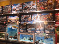 -乐高授权专卖店(朝阳大悦城店)