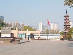 -上海市龙华烈士陵园