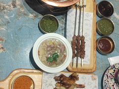 -哈啾嗨·新概念蒙餐(红星新城店)