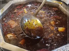 -九尺赵老四鲜鹅肠火锅