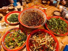 火爆三脆-丁叮小排档·八道江湖菜·团建聚餐(车公庙店)