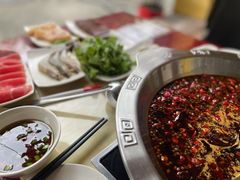 -家乡重庆火锅店