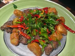 -粤·向群饭店(麓景路店)