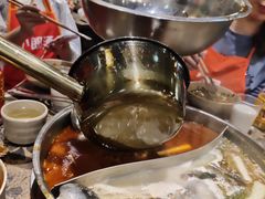 -肖肖酸萝卜鱼火锅(总店)