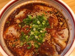 -八二小区抄手(龙湖上城天街店)