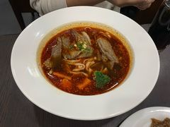 金牌麻辣牛肉面-康师傅私房牛肉面(北京南站店)