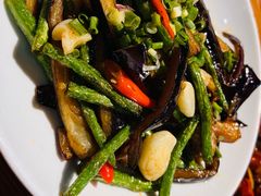 -柴窝堡22号辣子鸡·传承新疆菜