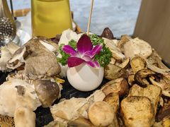 -一朵菌·野生菌探索家火锅(南亚店)
