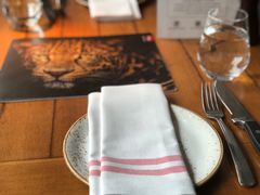 餐具摆设-The Meat & Wine Co Southbank(南岸店)