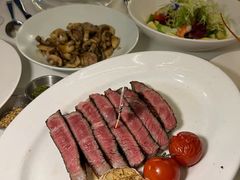 -MONICH牛排融合餐厅(和义大道购物中心店)