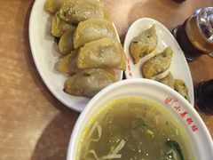 -小姜锅贴(凤凰街店)