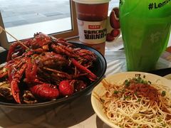 -巴厘龙虾·榜首油焖大虾(音乐学院·沿江酒馆店)