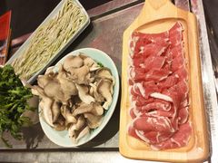 精品苏尼特羔羊肉半米板-三宝涮肉(体育学院店)