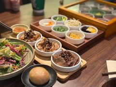 -良米山·云南野生菌过桥米线(上海首店)