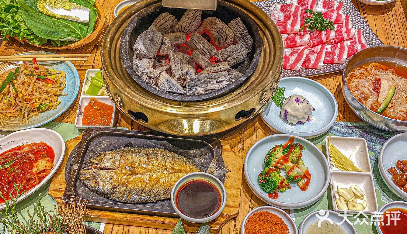 沈阳这家烤肉+鳗鱼焦焦脆脆❗俩人吃到撑