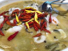 金牌酸菜黑鱼-老湘亲·品鉴湘菜(蔡塘爱琴海店)