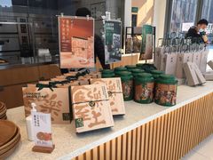 零售区-泸溪河桃酥(鄞州高新宝龙店)