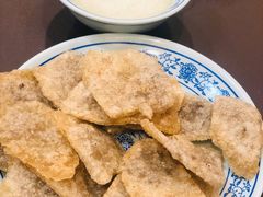 老北京炸灌肠-门框胡同百年卤煮(新街口店)