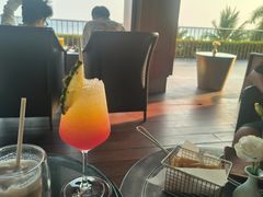 -日落吧·海景咖啡厅·餐酒吧·鸡尾酒·下午茶·乐队表演·浪漫夕阳·三亚文华东方酒店
