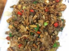 -湘聚南县土菜馆(龙山二路店)