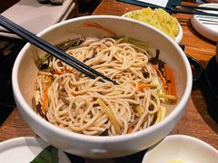 鸡丝凉米线-云海肴·汽锅鸡·云南菜(美罗城店)