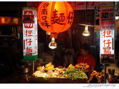 度小月担仔面-六合夜市