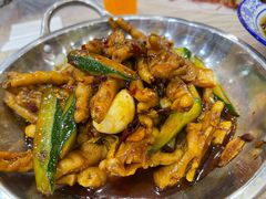 干锅姜辣凤爪-江城燕子大排档(江汉路步行街店)