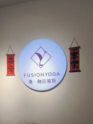 -Y+普拉提·轻抗阻·女子塑形
