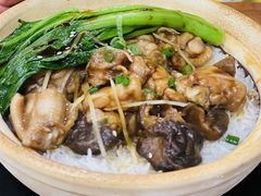 冬菇滑鸡煲仔饭-正德顺順德雙皮奶(中信店)