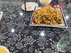 -八两八金·莱芜特色炒鸡(市南漳浦路店)
