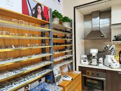 -优医视平价眼镜蔡司依视路折扣工厂店(十里堡店)