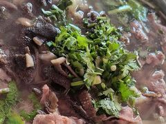 -小杨翘脚牛肉