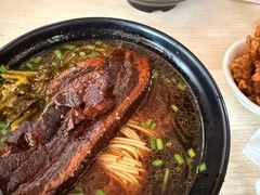 -小龙大肉面馆