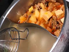 -左庭右院鲜牛肉火锅(浦江欢乐颂店)