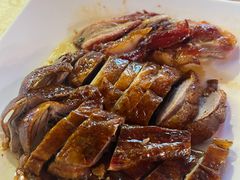 烧鹅叉烧拼盘-老字号蛇口德记烧腊饭店·海鲜加工