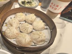 蟹粉小笼包-馋三尺蟹粉小笼(人民广场店)