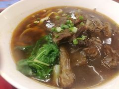 -尊品原汁牛肉面