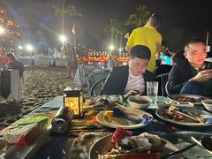 -亚龙湾希尔顿自助餐厅·海鲜·烧烤·沙滩BBQ·现场乐队
