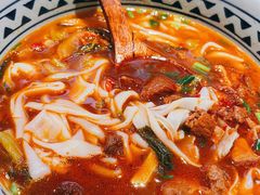 酸菜牛腩粉-三两粉(深圳龙华上塘店)