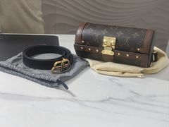 -聚云奢二手奢侈品黄金手表包包回收·中古店(三里屯总店)