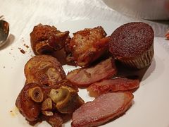 -领鲜活海鲜榴莲自助火锅(东门店)