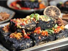 -黑色经典臭豆腐·湖南特产(坡子街店)